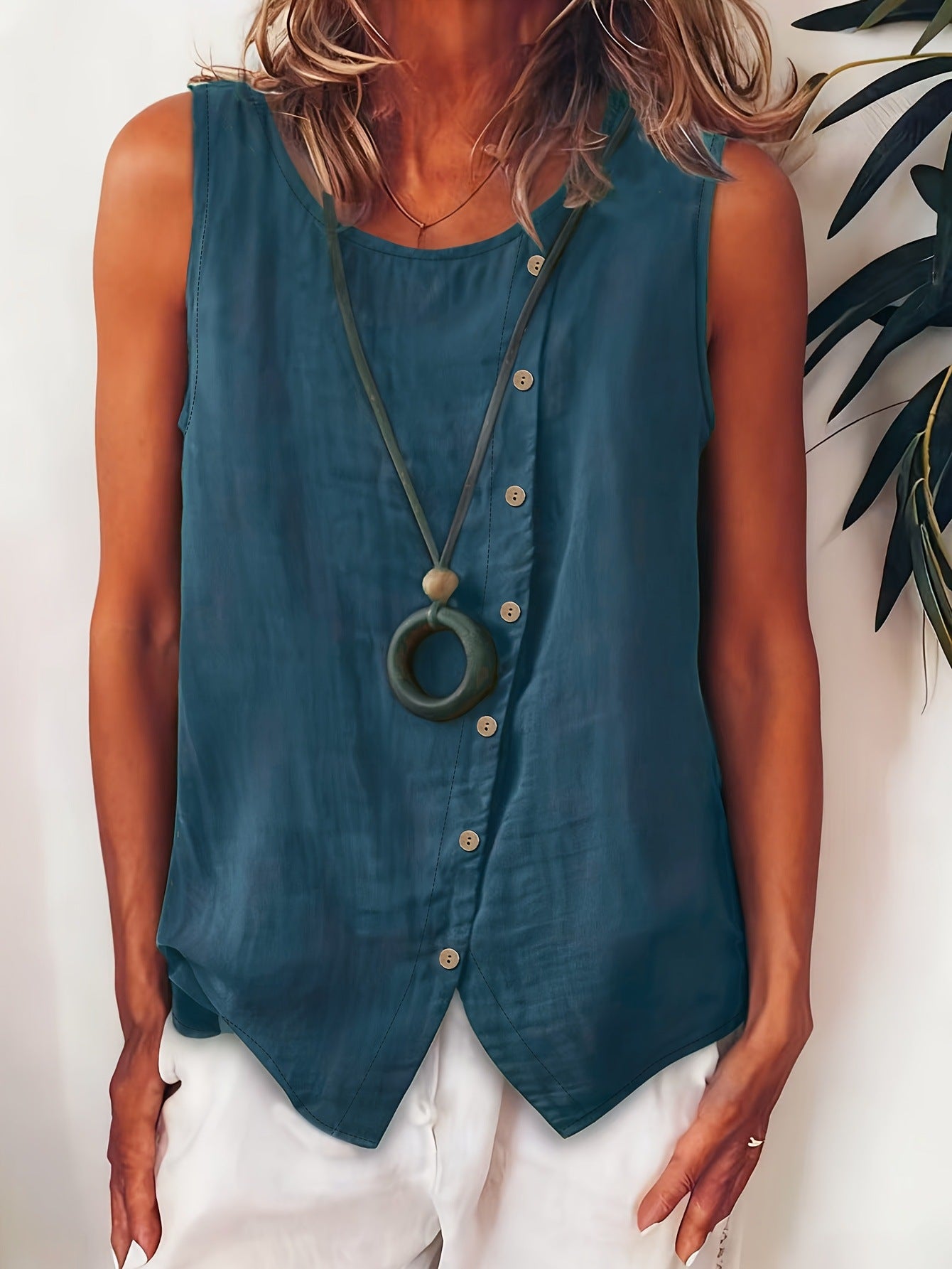 🌷Women's Bohemian Style Camisole Top, Asymmetric Buckle Design, Round Neck, Regular Length Casual  Summer